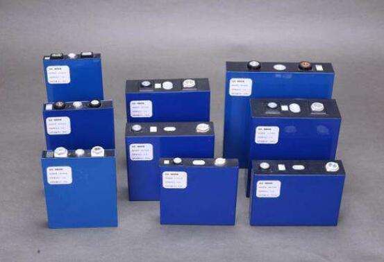 1GWh！中國鐵塔2021-2022年磷酸鐵鋰換電電池招標！